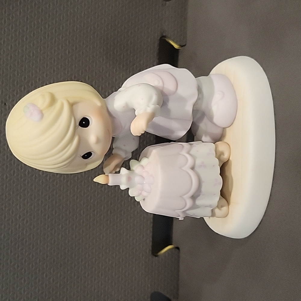 A mothers love is a warm glow